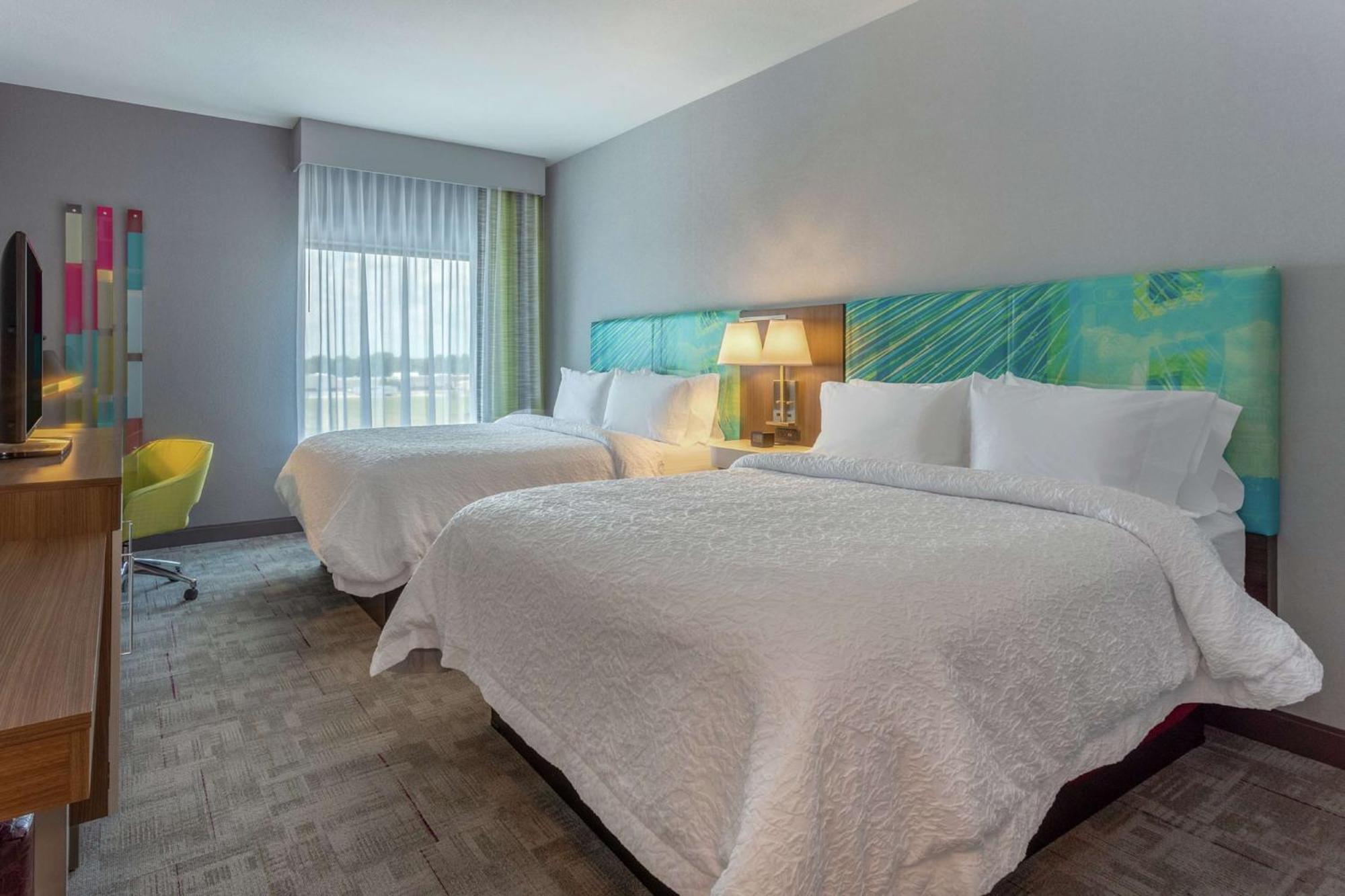Hampton Inn & Suites Бърлингтън Екстериор снимка