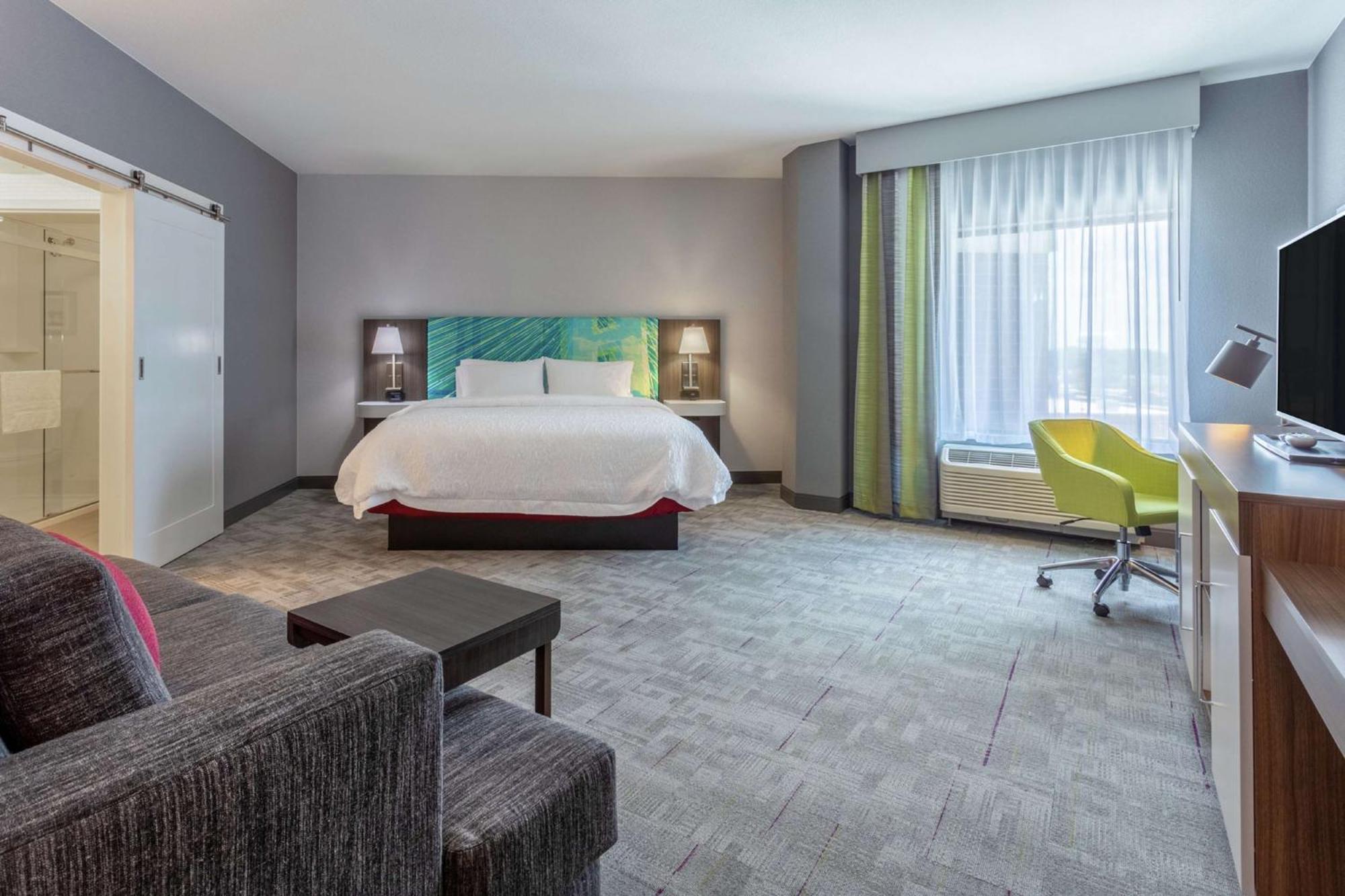Hampton Inn & Suites Бърлингтън Екстериор снимка