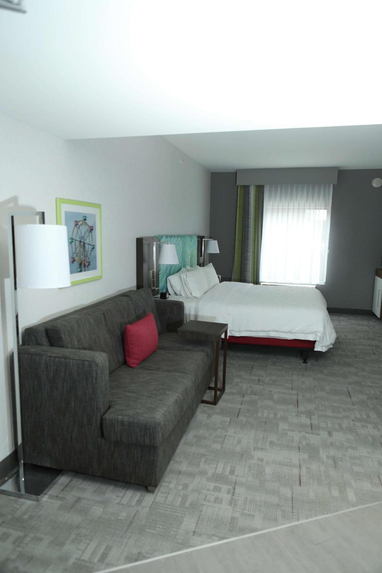 Hampton Inn & Suites Бърлингтън Екстериор снимка